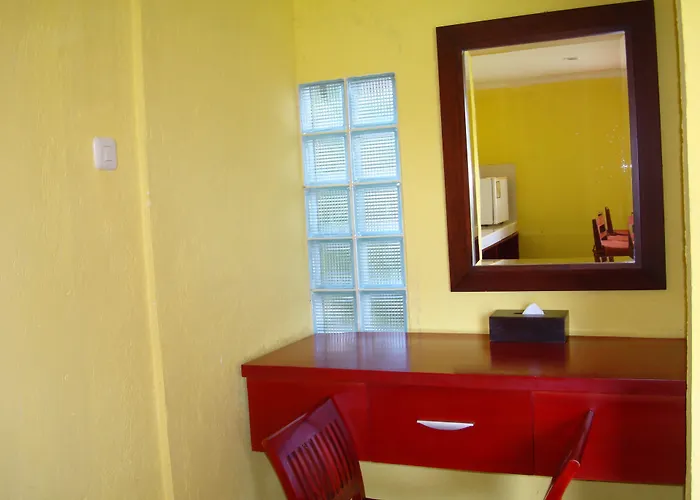 Resort Anini Raka 4*