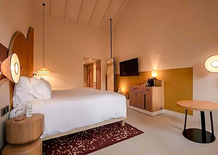 Anini Raka 4*